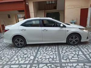 Toyota Corolla Altis Grande CVT-i 1.8 2019 for Sale