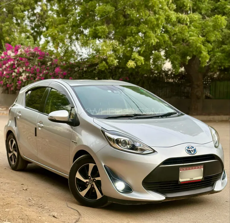 Toyota Aqua 2017 for Sale in Karachi Image-1
