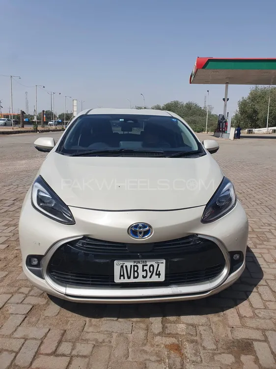 Toyota Aqua 2022 for Sale in Lahore Image-1