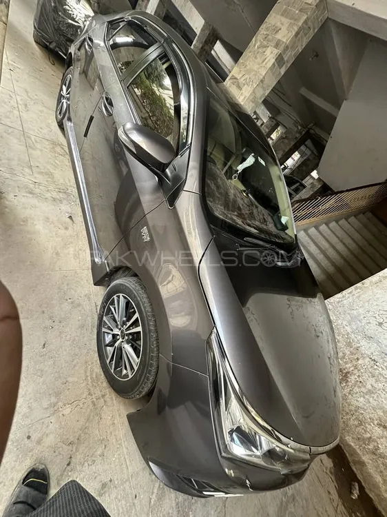 Toyota Corolla 2018 for Sale in Karachi Image-1
