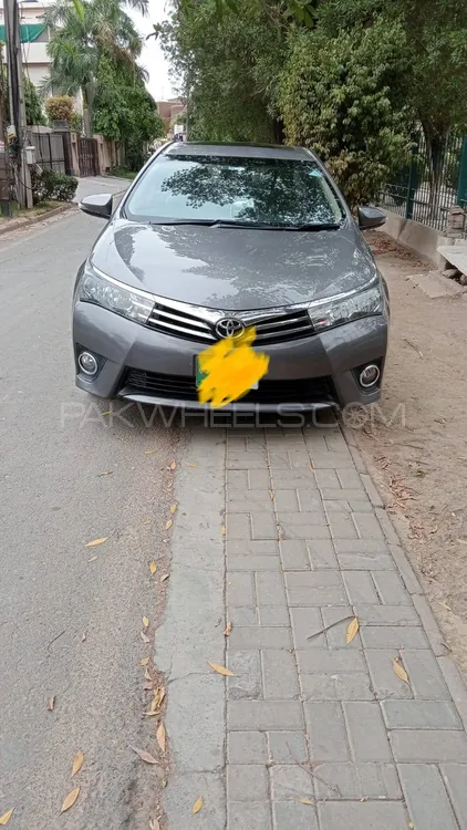 Toyota Corolla 2016 for Sale in Lahore Image-1