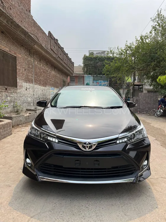 Toyota Corolla 2018 for Sale in Lahore Image-1