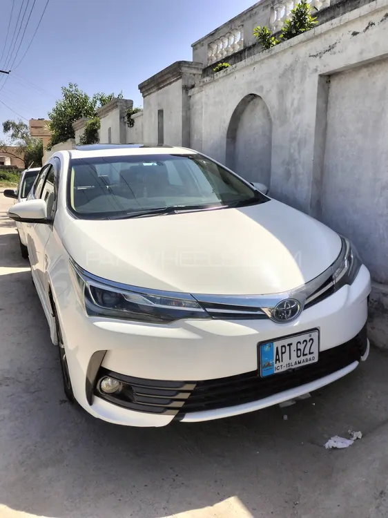 Toyota Corolla 2019 for Sale in Islamabad Image-1