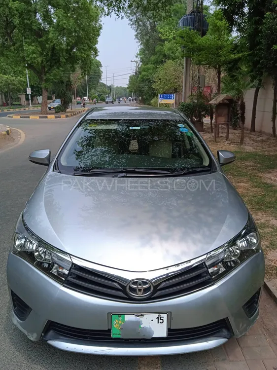 Toyota Corolla 2015 for Sale in Lahore Image-1