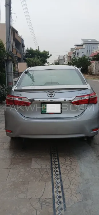 Toyota Corolla 2015 for Sale in Lahore Image-1