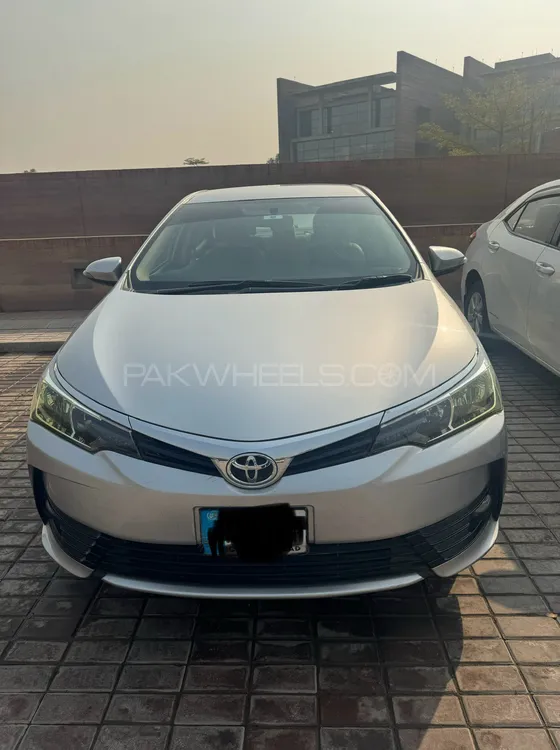 Toyota Corolla 2019 for Sale in Islamabad Image-1