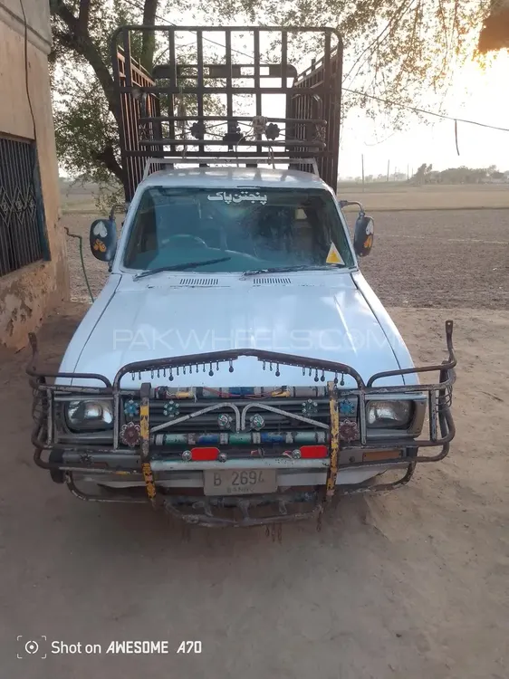 Toyota Hilux 1982 for Sale in Jhang Image-1