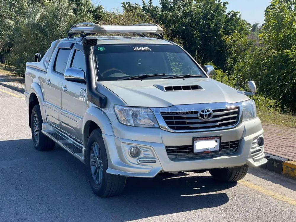 Toyota Hilux 2007 for Sale in Islamabad Image-1