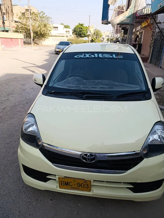 Toyota Pixis Epoch 2014 for Sale in Karachi Image-1