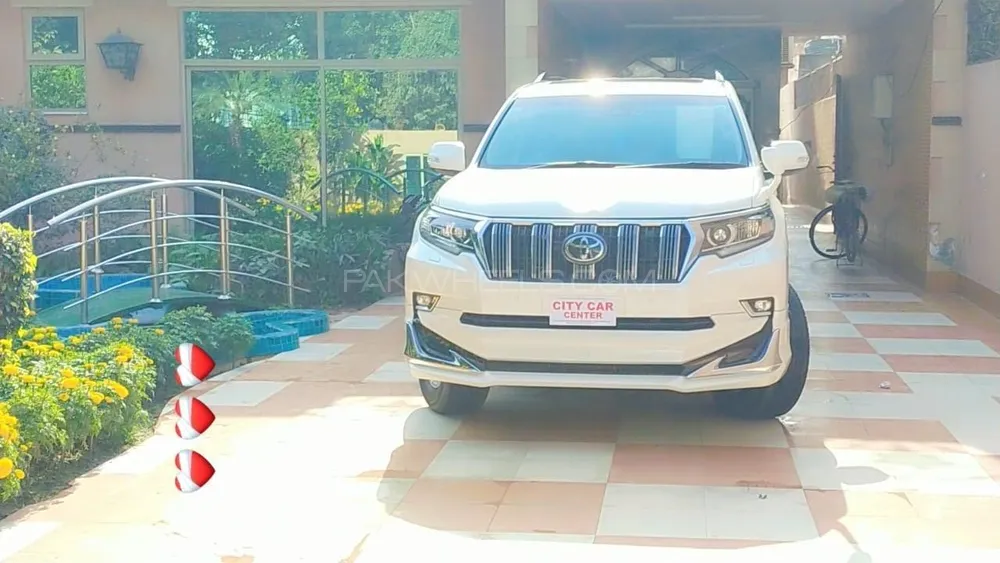 Toyota Prado 2019 for Sale in Lahore Image-1