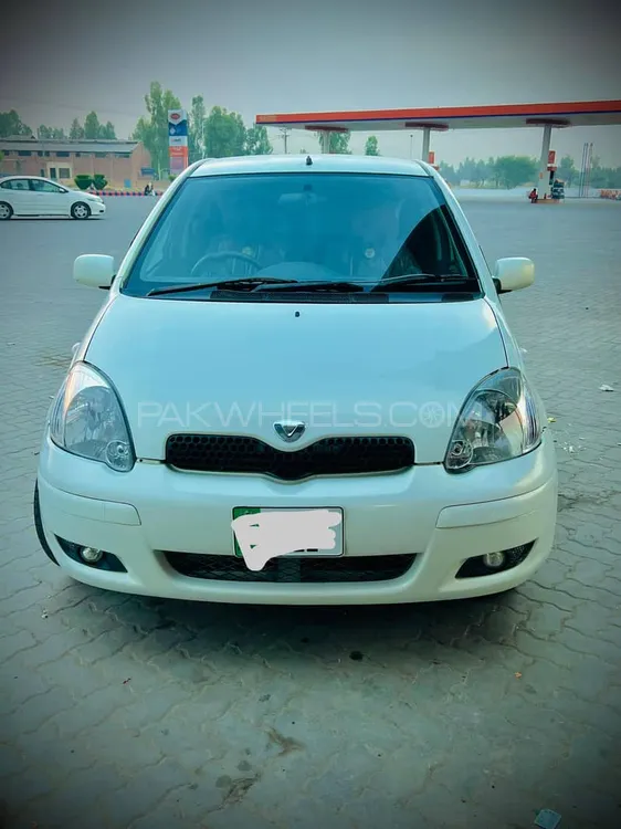 Toyota Vitz 1999 for Sale in Dera Ghazi Khan Image-1