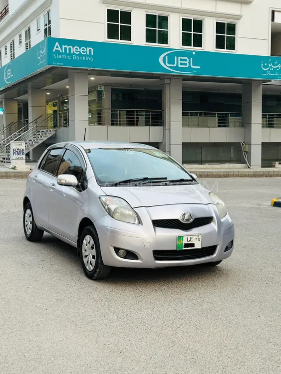 Toyota Vitz 2008 for Sale in Islamabad Image-1