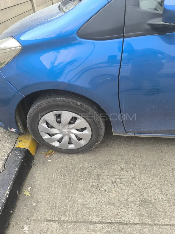 Toyota Vitz 2017 for Sale in Mansehra Image-1