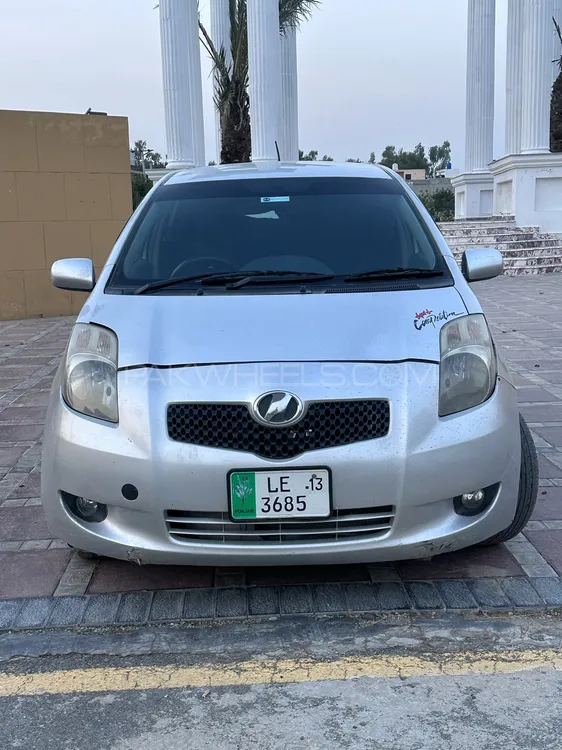 Toyota Vitz 2007 for Sale in Lahore Image-1