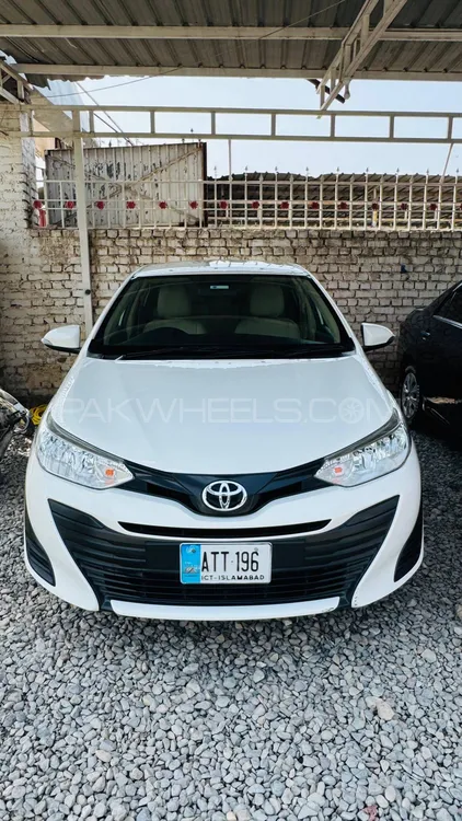 Toyota Yaris Sedan 2021 for Sale in Peshawar Image-1