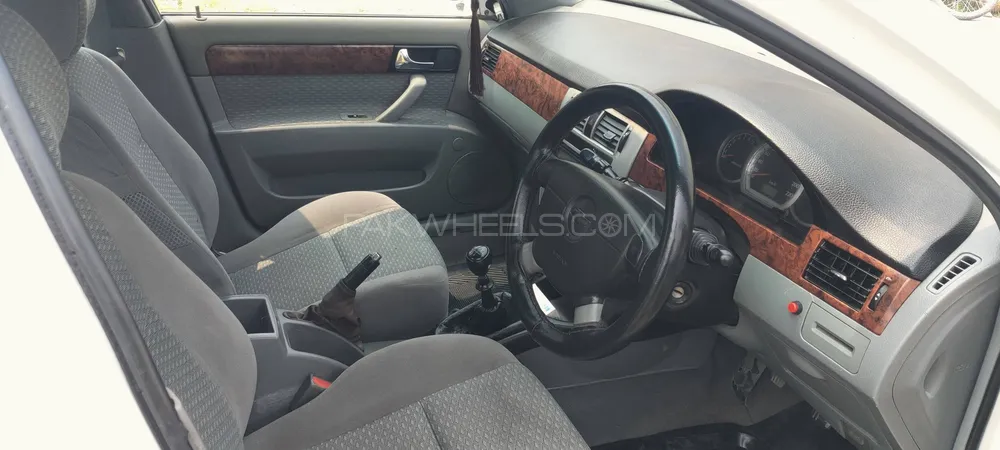 Chevrolet Optra 2005 for Sale in Islamabad Image-1