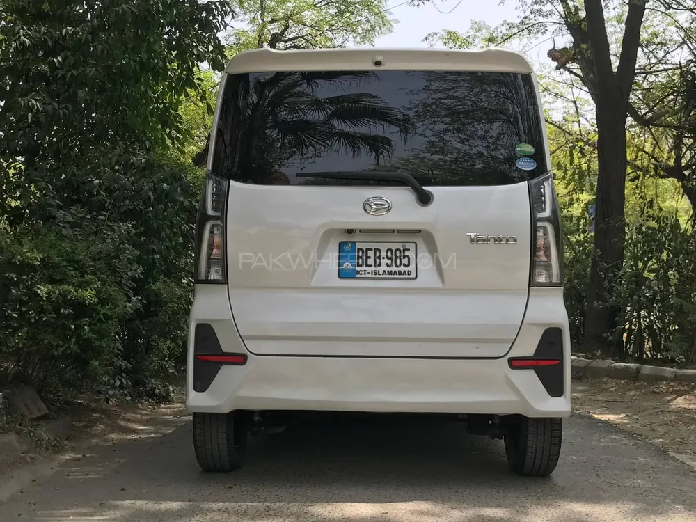 Daihatsu Tanto 2020 for Sale in Islamabad Image-1