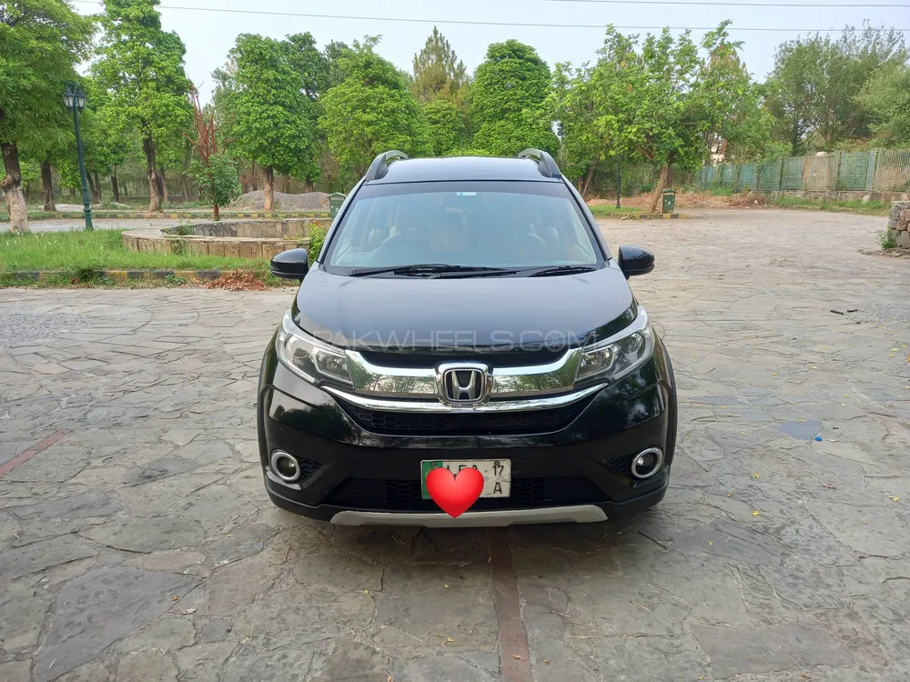 Honda BR-V 2017 for Sale in Islamabad Image-1