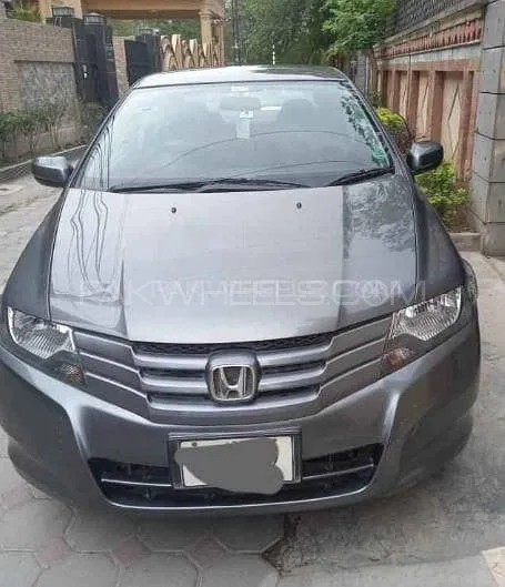 Honda City 2010 for Sale in Peshawar Image-1