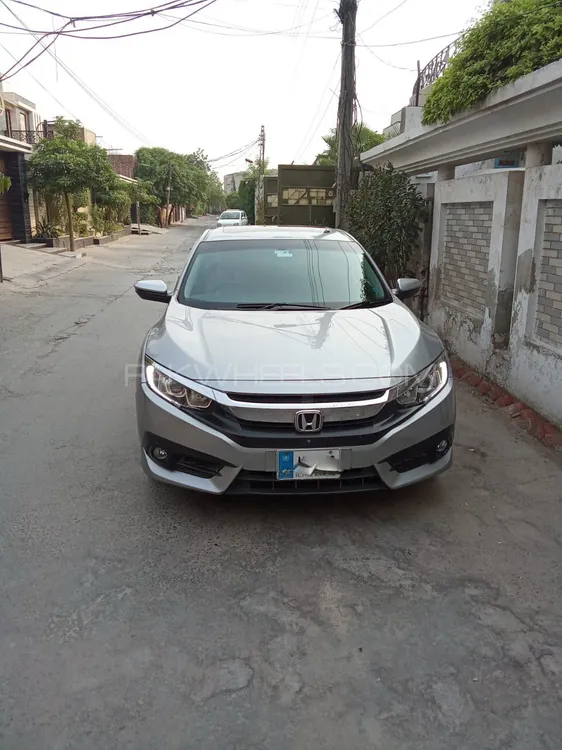Honda Civic 2016 for Sale in Faisalabad Image-1