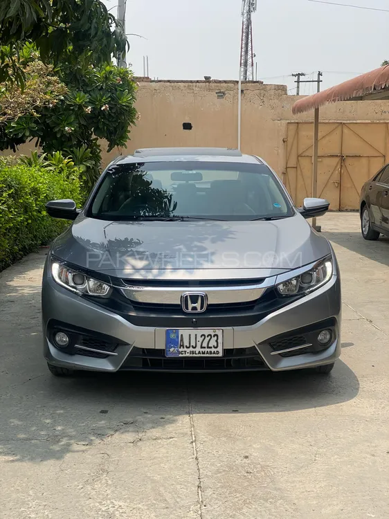Honda Civic 2018 for Sale in Nowshera Image-1