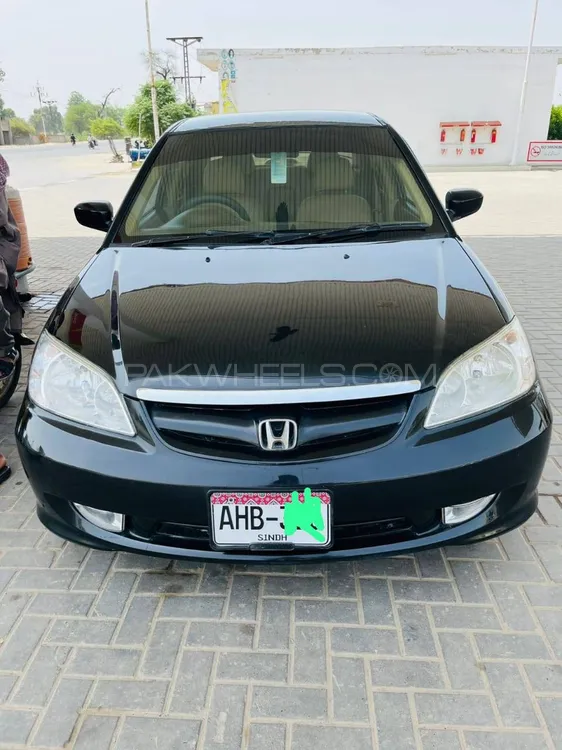 Honda Civic 2004 for Sale in Chichawatni Image-1