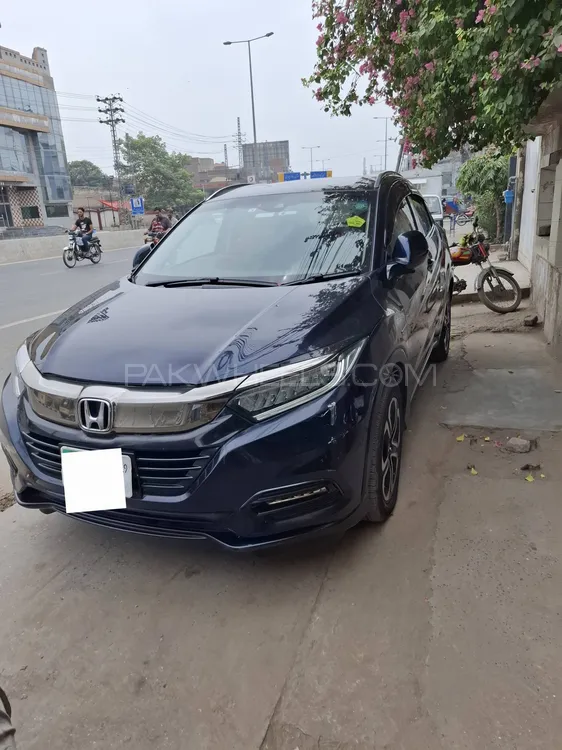 Honda Vezel 2018 for Sale in Lahore Image-1