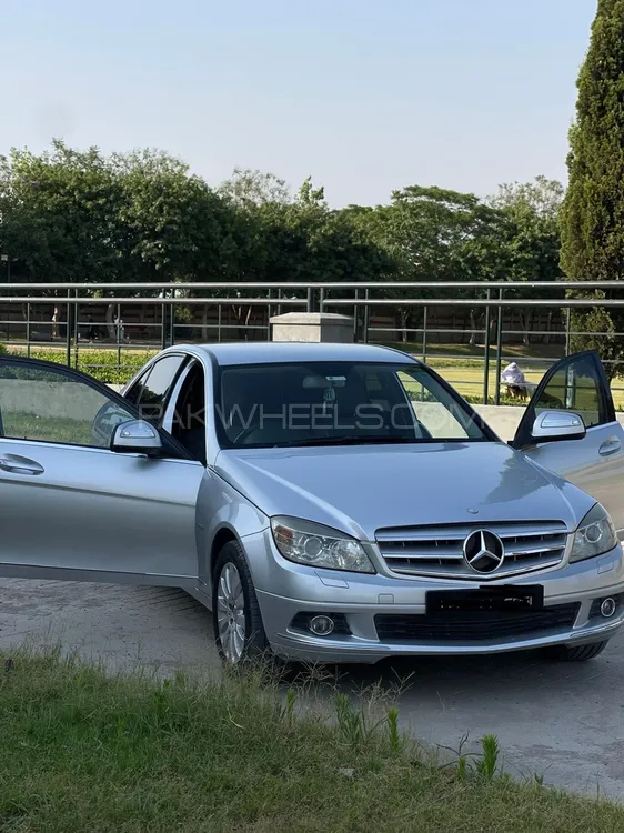 Mercedes Benz C Class 2007 for Sale in Islamabad Image-1