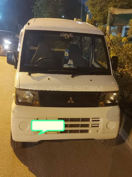 Mitsubishi Minicab 2009 for Sale in Karachi Image-1