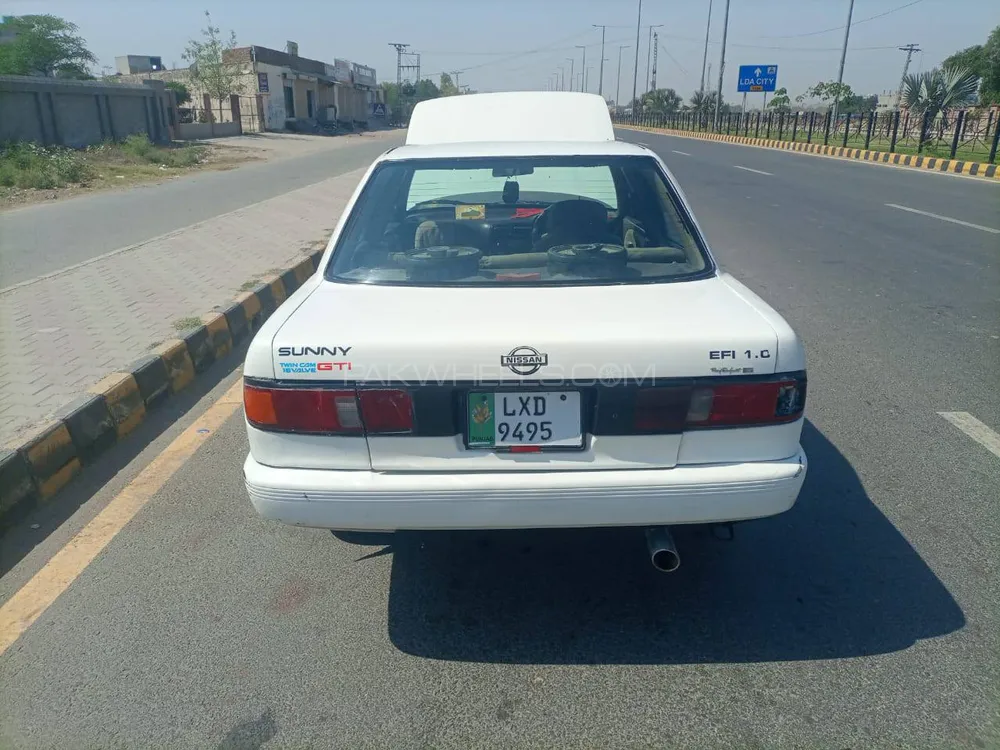 Nissan Sunny 1993 for Sale in Lahore Image-1