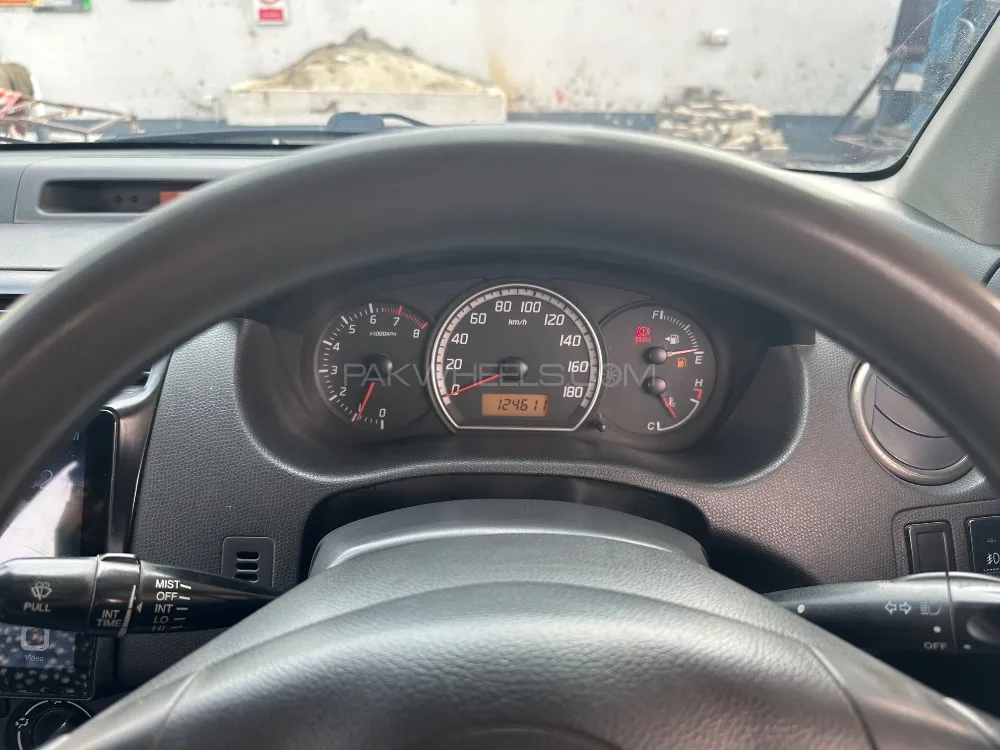 Suzuki Swift 2011 for Sale in Sialkot Image-1