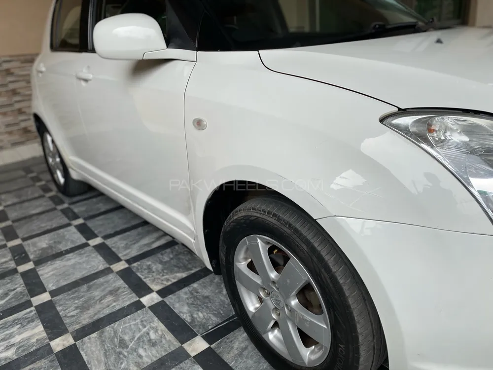 Suzuki Swift 2017 for Sale in Lahore Image-1