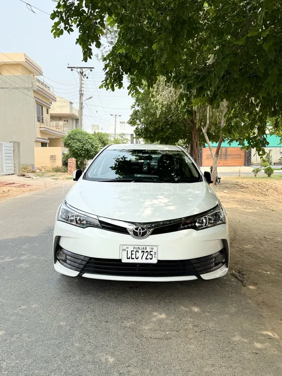 Toyota Corolla 2018 for Sale in Lahore Image-1