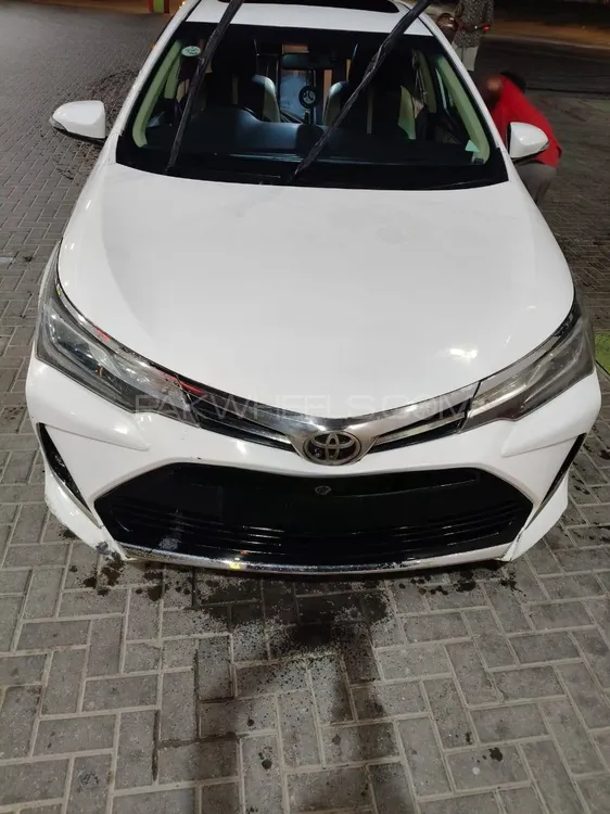 Toyota Corolla 2017 for Sale in Karachi Image-1