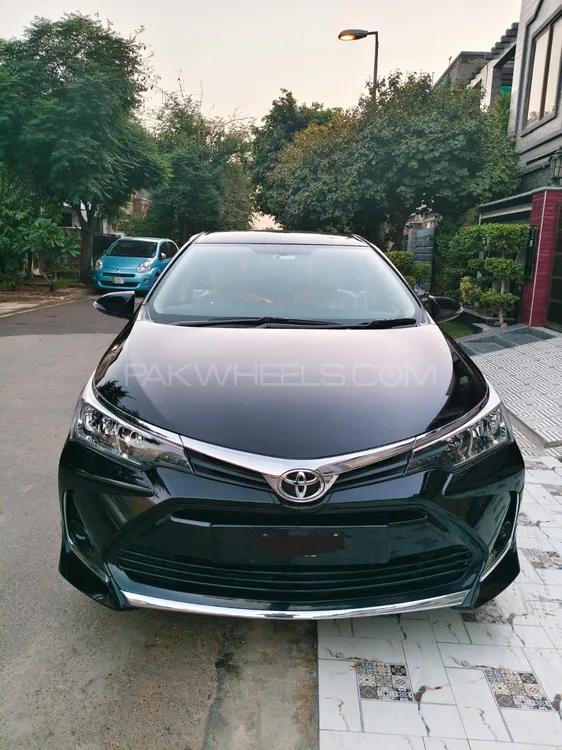 Toyota Corolla 2022 for Sale in Lahore Image-1