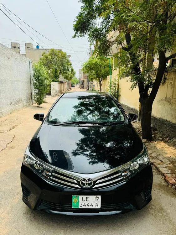 Toyota Corolla 2017 for Sale in Sargodha Image-1