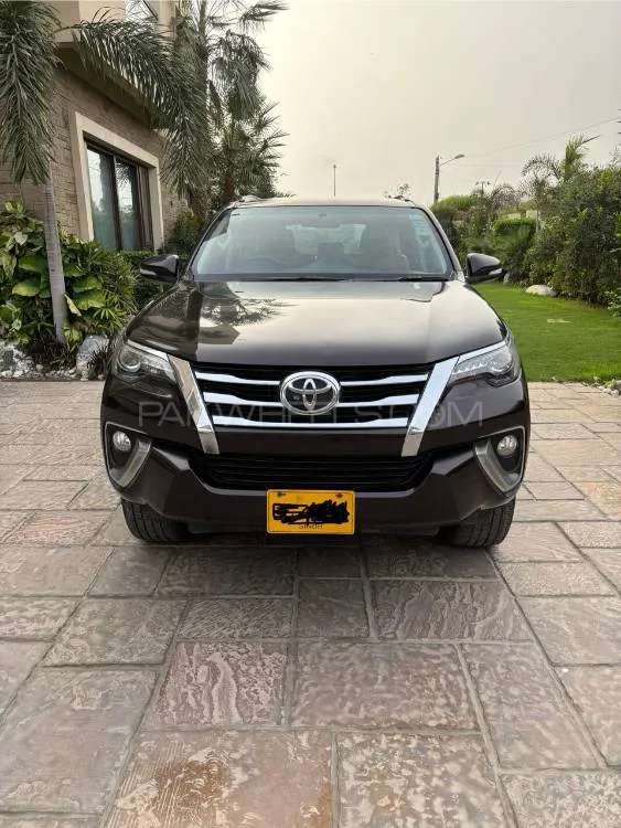 Toyota Fortuner 2017 for Sale in Karachi Image-1