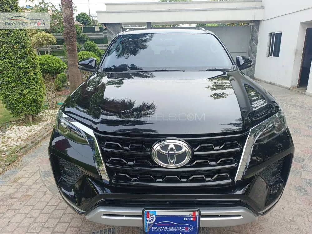 Toyota Fortuner 2022 for Sale in Gujranwala Image-1