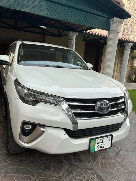 Toyota Fortuner 2018 for Sale in Lahore Image-1