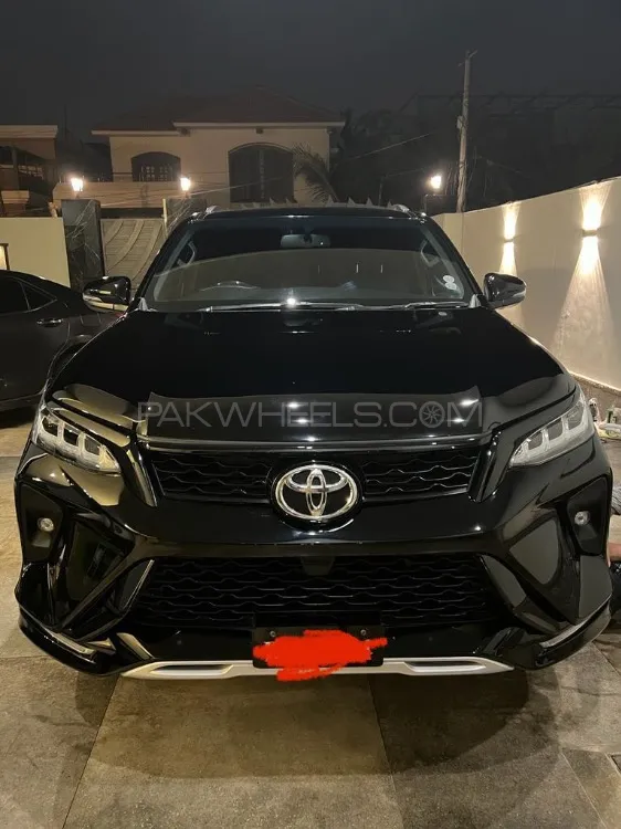 Toyota Fortuner 2022 for Sale in Karachi Image-1