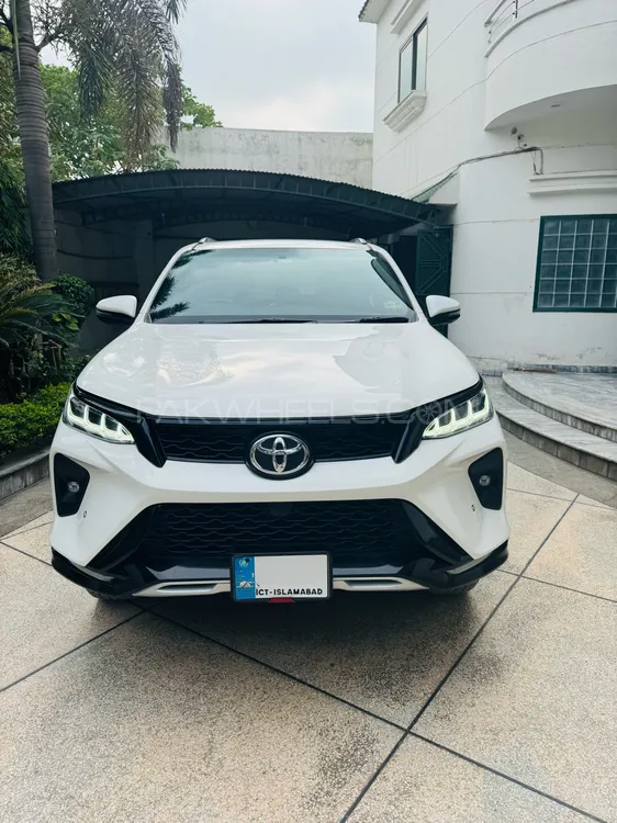 Toyota Fortuner 2022 for Sale in Sialkot Image-1