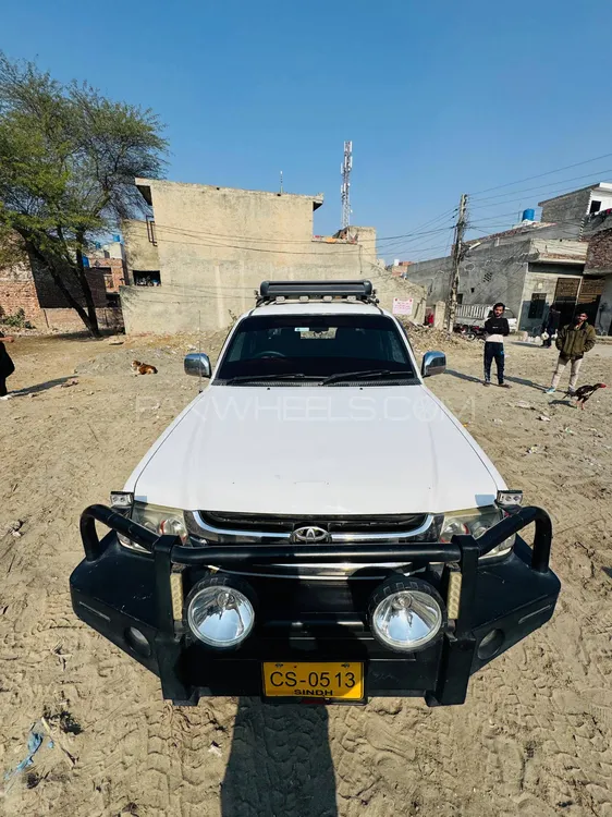 Toyota Hilux 2002 for Sale in Lahore Image-1