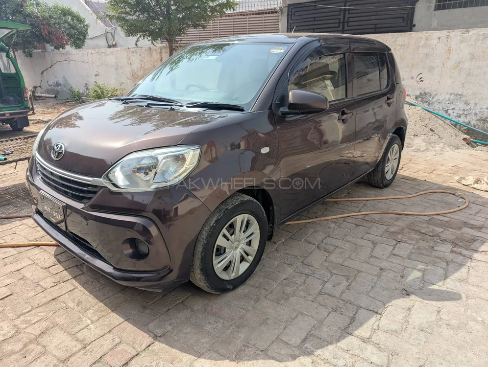 Toyota Passo 2018 for Sale in Khanewal Image-1