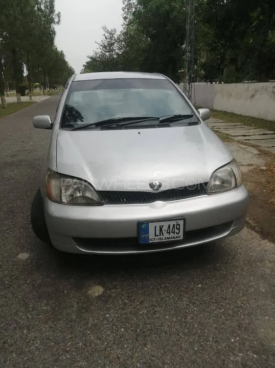 Toyota Platz 2000 for Sale in Attock Image-1