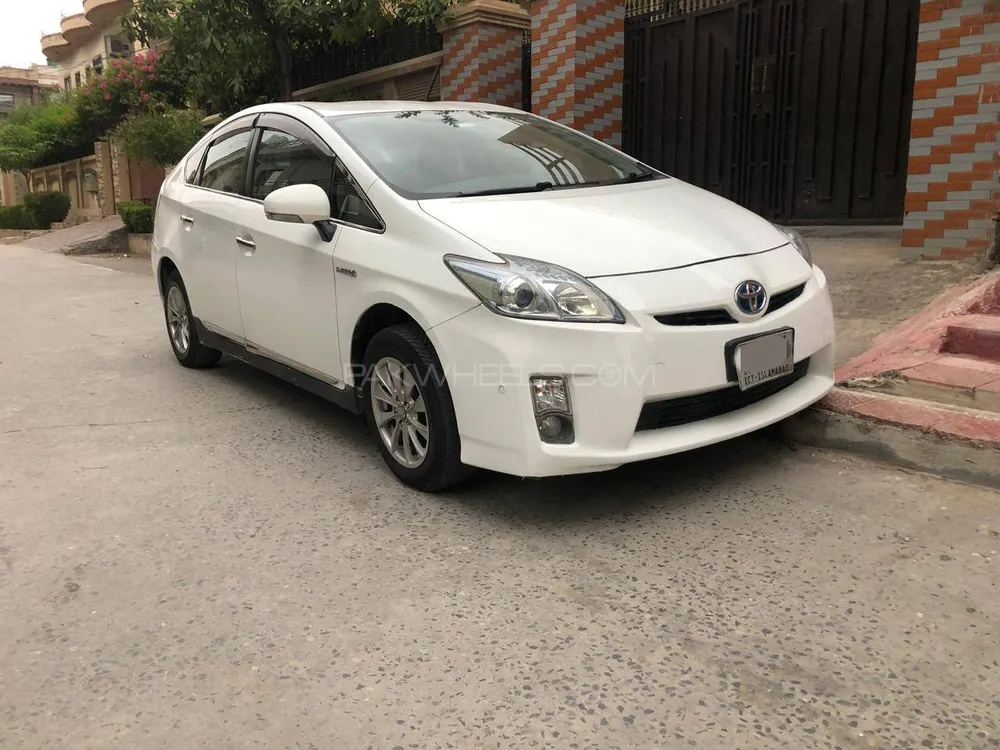 Toyota Prius 2010 for Sale in Rawalpindi Image-1