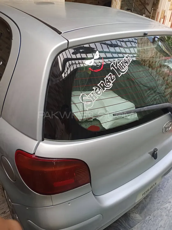 Toyota Vitz 1999 for Sale in Mardan Image-1