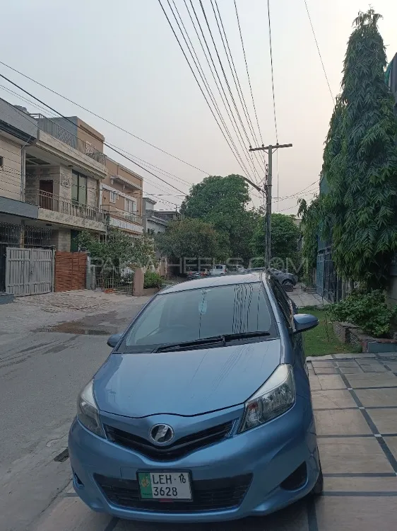 Toyota Vitz 2012 for Sale in Lahore Image-1