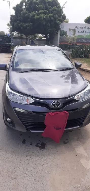 Toyota Yaris Sedan 2020 for Sale in Karachi Image-1