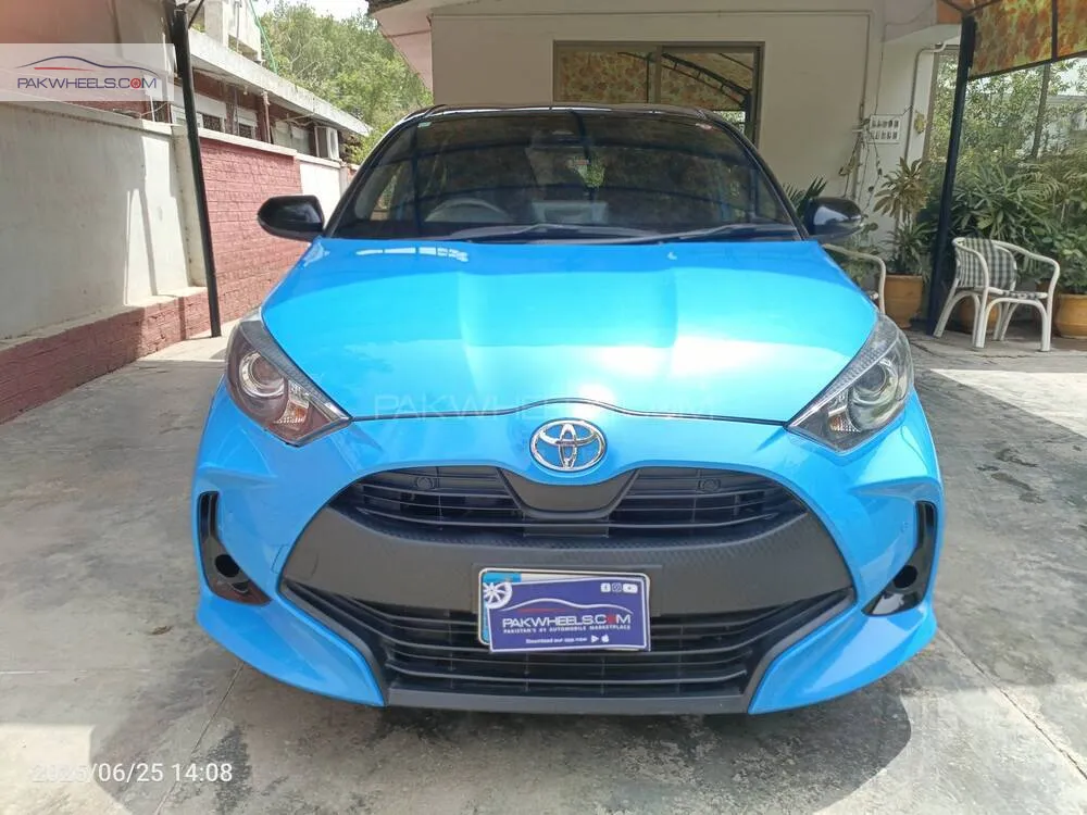 Toyota Yaris Hatchback 2023 for Sale in Multan Image-1
