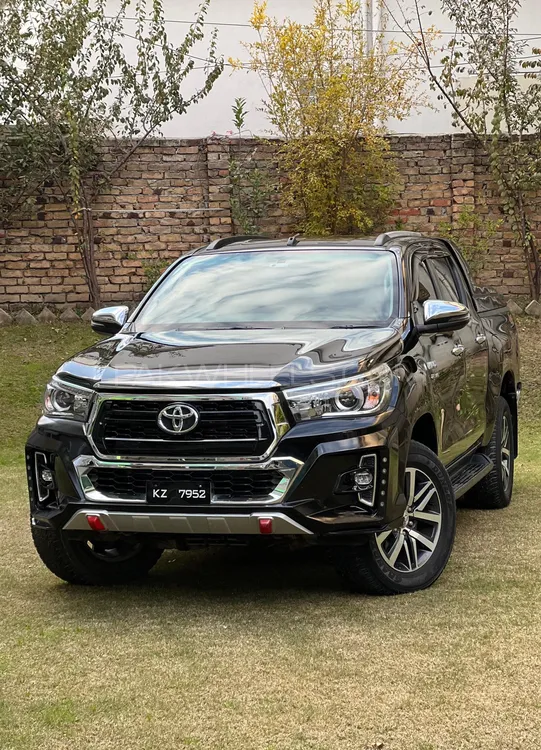 Toyota Hilux 2019 for Sale in Abbottabad Image-1